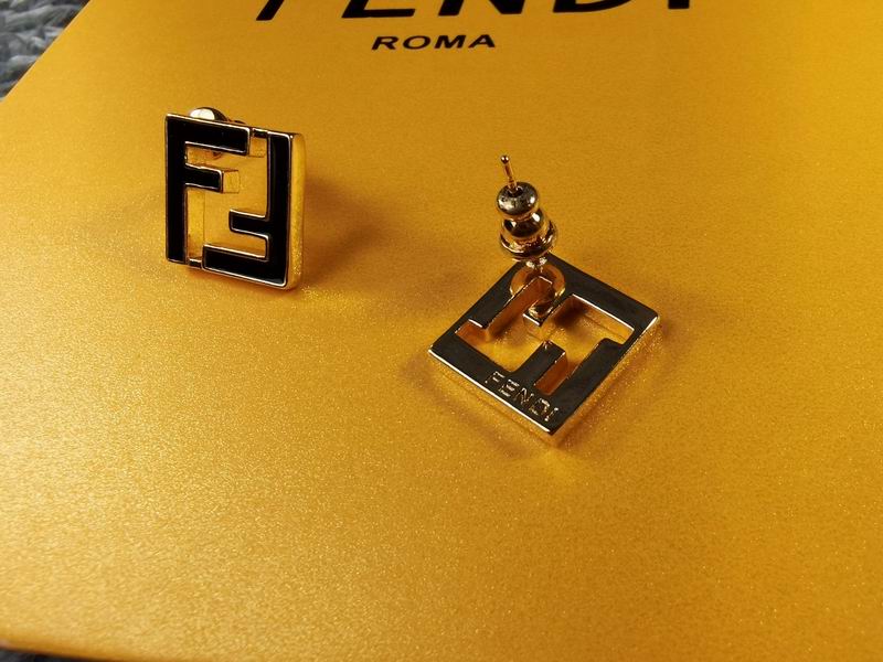Fendi earring 11lyr36